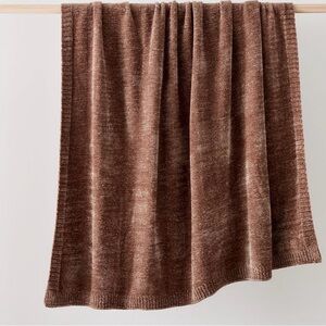 West Elm Luxe Chenille Throw Mulberry 45x60